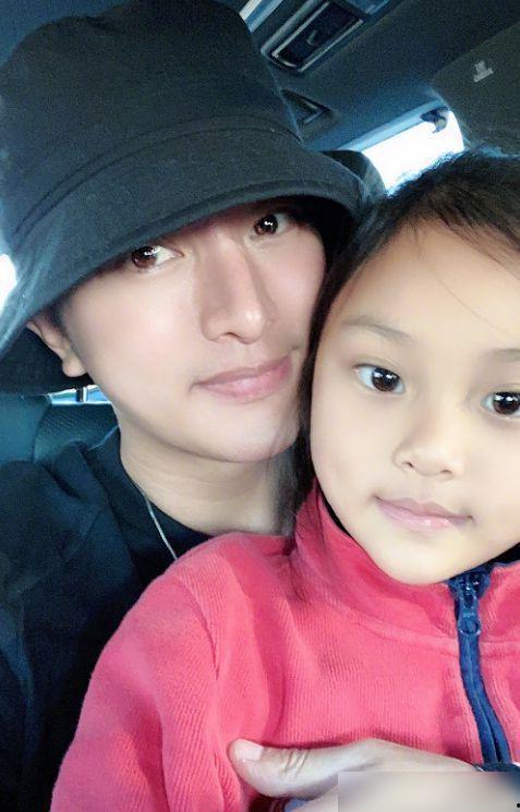 老人爱看的明星爆料视频,老人喜爱的明星爆料视频精选回顾 第2张 老人爱看的明星爆料视频,老人喜爱的明星爆料视频精选回顾 第2张